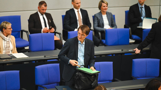 Lauterbach erwartet Schließung hunderter Krankenhäuser