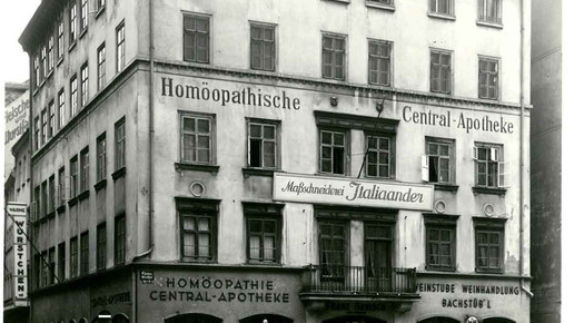 Central Apo um 1930 Saechsisches Apothekenmuseum