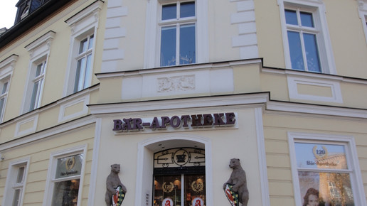 aussen 12 Baer-Apotheke