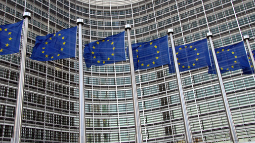 eukommission fahnenquer ec aaneu