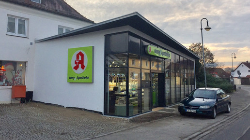 easy-apotheke-woerth aussen01