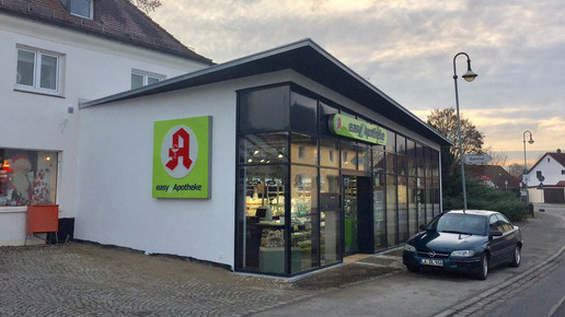 easy-apotheke-woerth aussen01