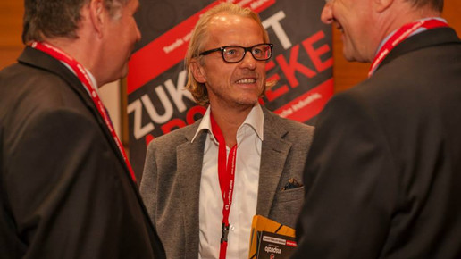 10384934 985201894830369 4107363631383192021 n