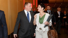 Gröhe/Steffens: SPD im Kreuzfeuer