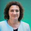 Carola Reimann lächelt