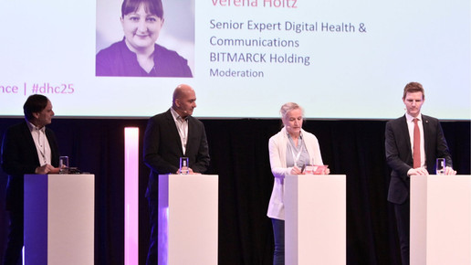 Foto: Digital Health Conference: Franz-Helmut Gerhards (DAK Gesundheit), Dr. Ahmed Khalifa (Country Medical Director, Geschäftsführung MSD Sharp&Dohme), Dr. Kristina Spöhrer (AG Digitales, Hausärztinnen- und Hausärzteverband), Dr. Thomas Pauls (CDU)