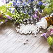 Umfrage zeigt: „Homöopathie gehört in die Apotheke“