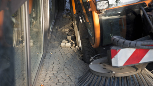 Kehrmaschine Unfall3 Abix