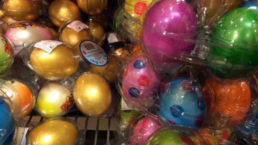 bunte eier ostern supermarkt aa