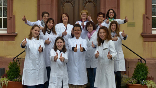 Rathaus Apotheke Teambild