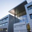 Eingang der Medizinischen Universität Lausitz