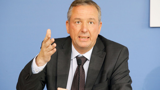 AX150527-0250 vdek lopata