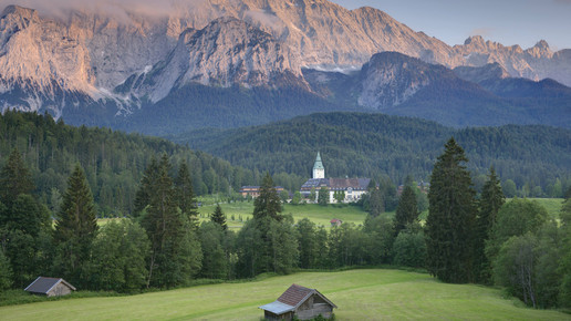 Schloss Elmau Sommer 2005 wikipedia hilpert