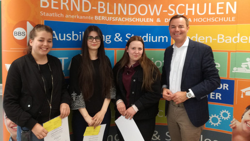 CDU-Abgeordneter besucht PTA-Schüler