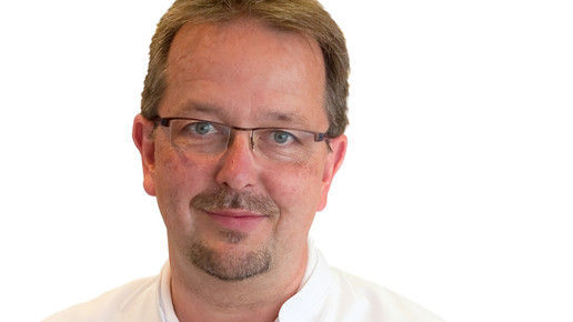 Apotheker Hermann-Josef Brinkmann im Portrait.