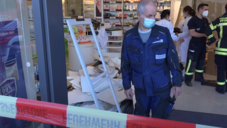 Auto kracht in Pforzheimer Apotheke