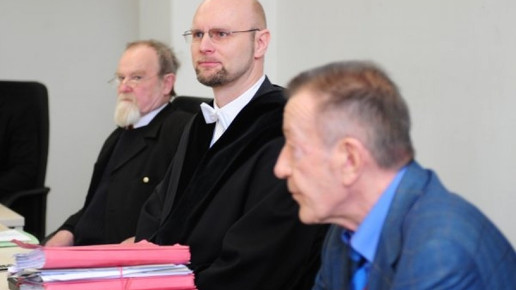 0006-1299670228 10384