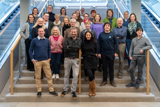 Apotheker Gerrit Nattler und Teilnehmer des Projekts Marktplatz Gesundheit.