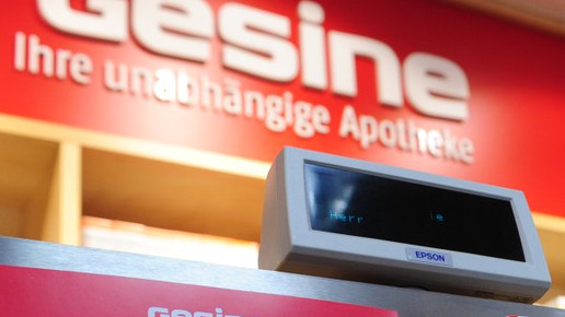 Gesine gaukelt vor Gericht