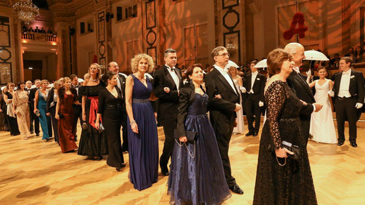 10960136 838729286192546 1795912256914100669 o