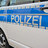 Ein Polizeibus ganz nah. Mehr dazu im Artikel.