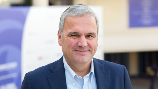 Managertausch bei Bayer und Sanofi