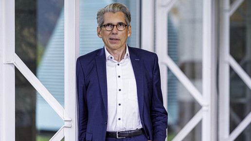 DAK-Chef fordert Kassengipfel im Kanzleramt