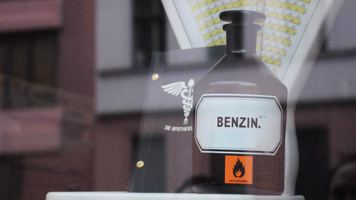 apotheken-bar berlin apothekerflasche apotheken-bar