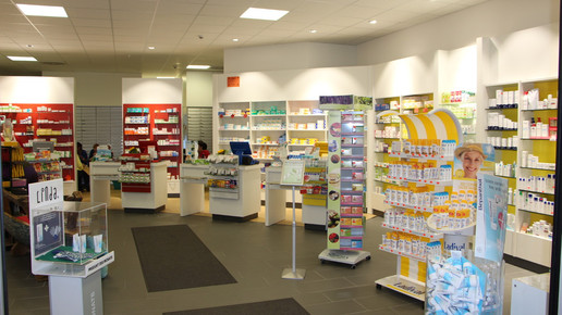 Rathaus Apotheke Wuelfrath Verkaufsraum01 Rathaus Apotheke