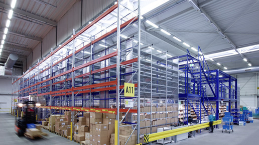 Lager Aussenansicht eurapon