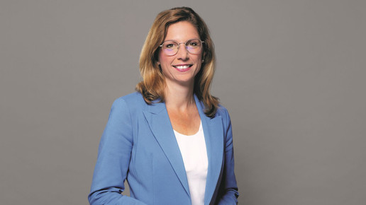 Sabine Bätzing-Lichtenthäler lächelt