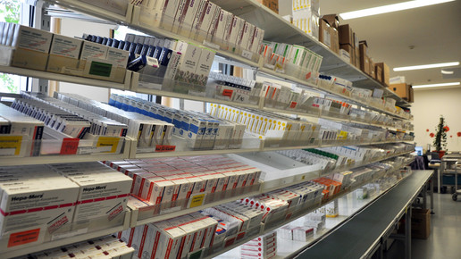 khapoleipzig regal 02 aa