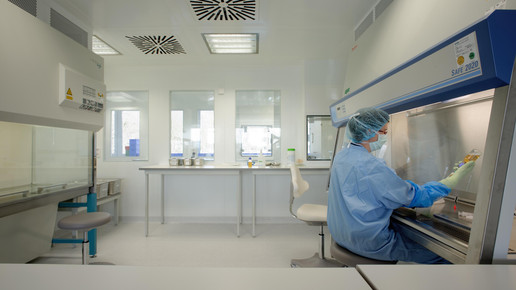 Herstellung Reinraum Adler Apo Pharmaservice