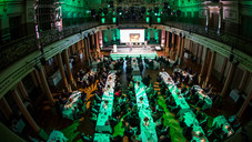 Phoenix: Gala für die Pharma-Profs