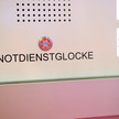 notdienstglocke eh aaneu Notdienstklingel an Apotheke