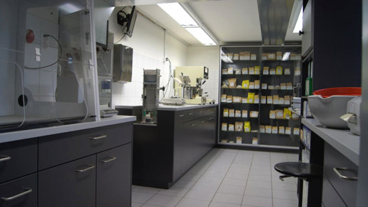 Bahnhof Apotheke Langnau2