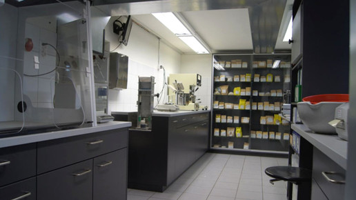 Bahnhof Apotheke Langnau2