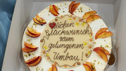 Martinus-Apotheke Wertingen Einweihungstorte Martinus-Apotheke