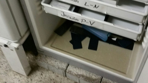 apo ueberflutet kuehlschrank aa