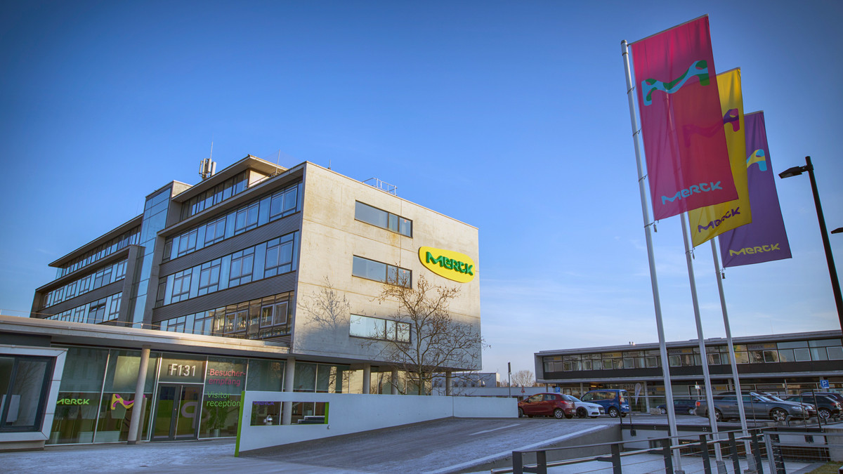 Merck-Neues-Pr-fzentrum-f-r-Arzneimittel-Freigabe