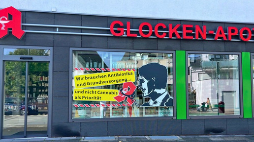Protest-Schaufenster von Apotheker Nolten