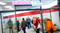 XXL-Apotheke: Eine Nummer zu groß