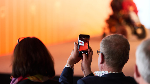 VISION A Harry Weber 52