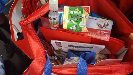 expo2016 tueten besucher11 aa