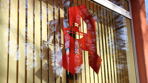 Jalousie mit Apotheken-A