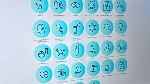 Foto: Die 24 Produktkategorien des Versenders dm-med