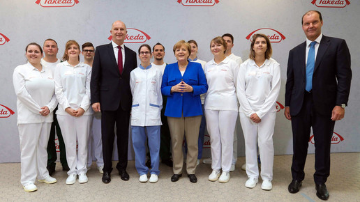 Takeda eroeffnung merkel azubis3 Oranienburg takeda