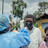 Kampf gegen Ebola, Kampf gegen Mythen Ebola-Ausbruchsgebiet im Kongo: Hilfskräfte messen Fieber bei Einwohner:innen