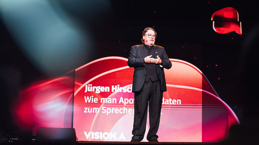 Jürgen Hirsch auf der Bühne der VISION.A