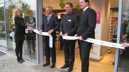 Lloyds eroeffnung aa